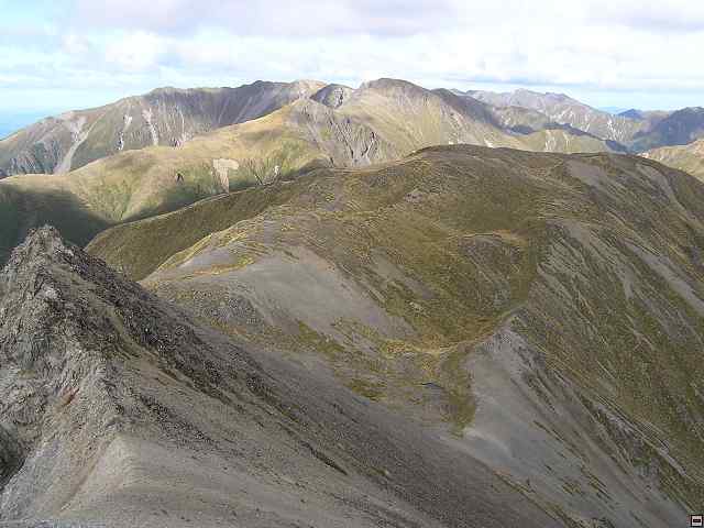 Ruahine - Sunrise Hut 074.jpg